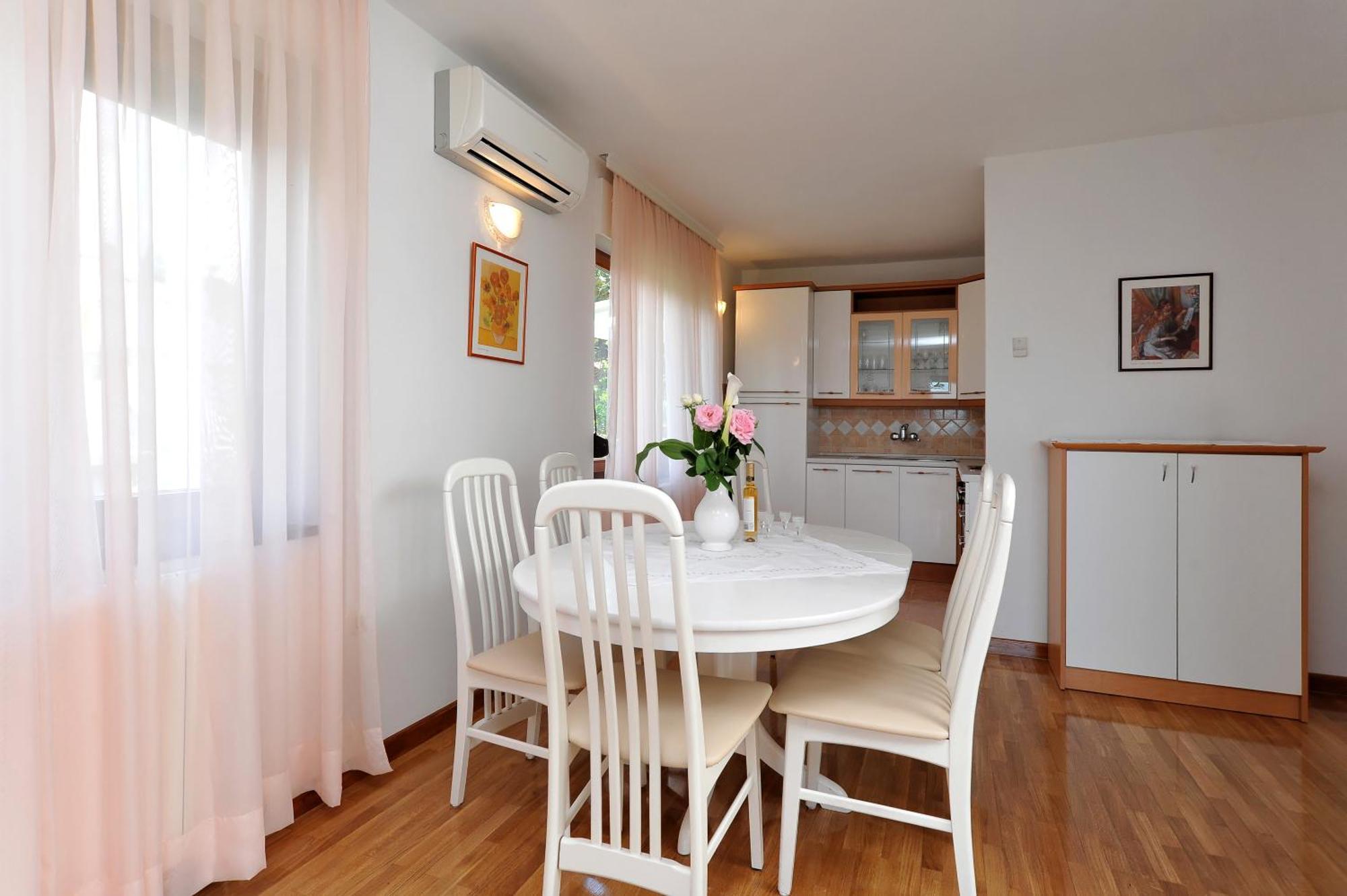 Apartments Villa Eden Преко Экстерьер фото