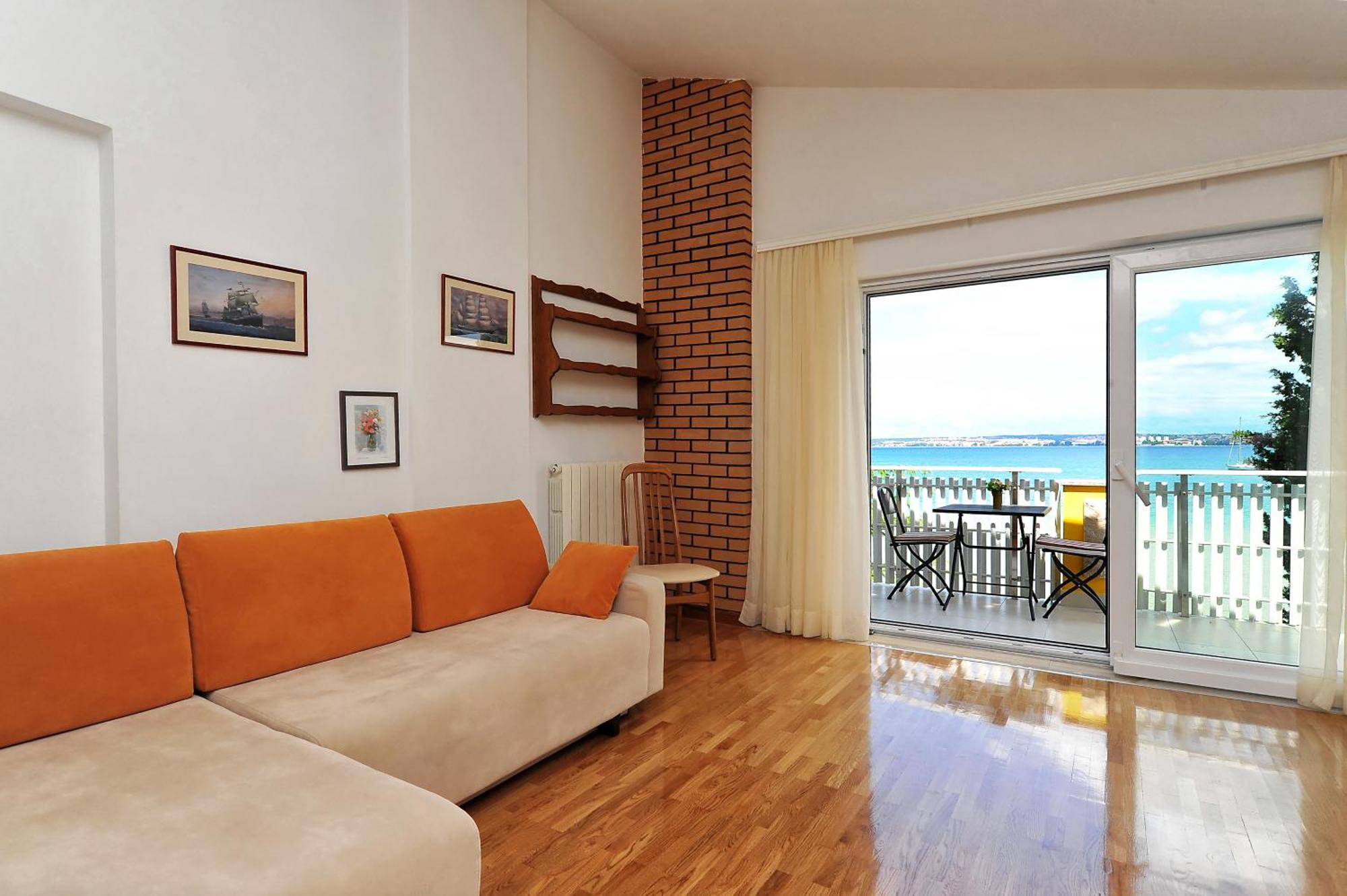 Apartments Villa Eden Преко Экстерьер фото