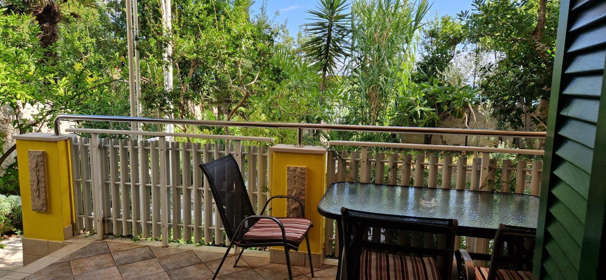 Apartments Villa Eden Преко Экстерьер фото